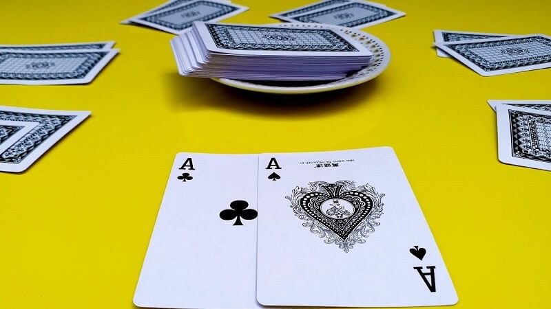 Một số khái niệm cơ bản khi tham gia game bài 2 lá